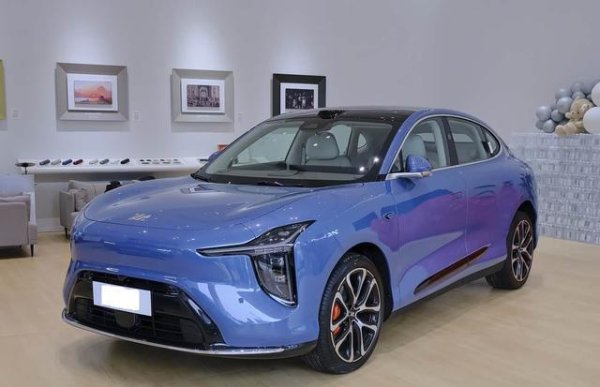 天成创亿 全新增程中大型SUV上市！配全新灵蜥数字底盘，综合续航1400公里